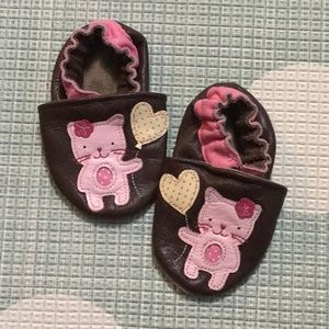 Robeez Baby Shoes  ✨genuine leather✨ 0-6 months